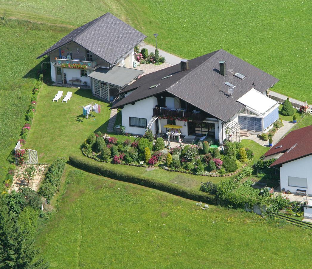 Ferienhaus Und Ferienwohnungen Holzapfel Geiersthal Εξωτερικό φωτογραφία